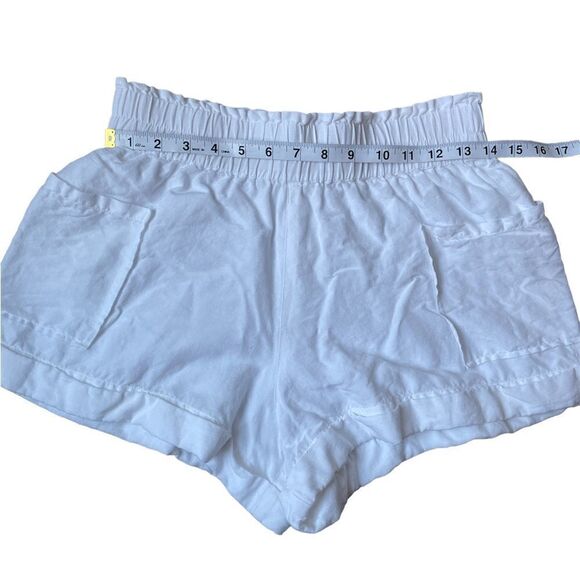 Show me Your Mumu Disilvio Shorts White Linen Size S NWOT - Picture 7 of 12
